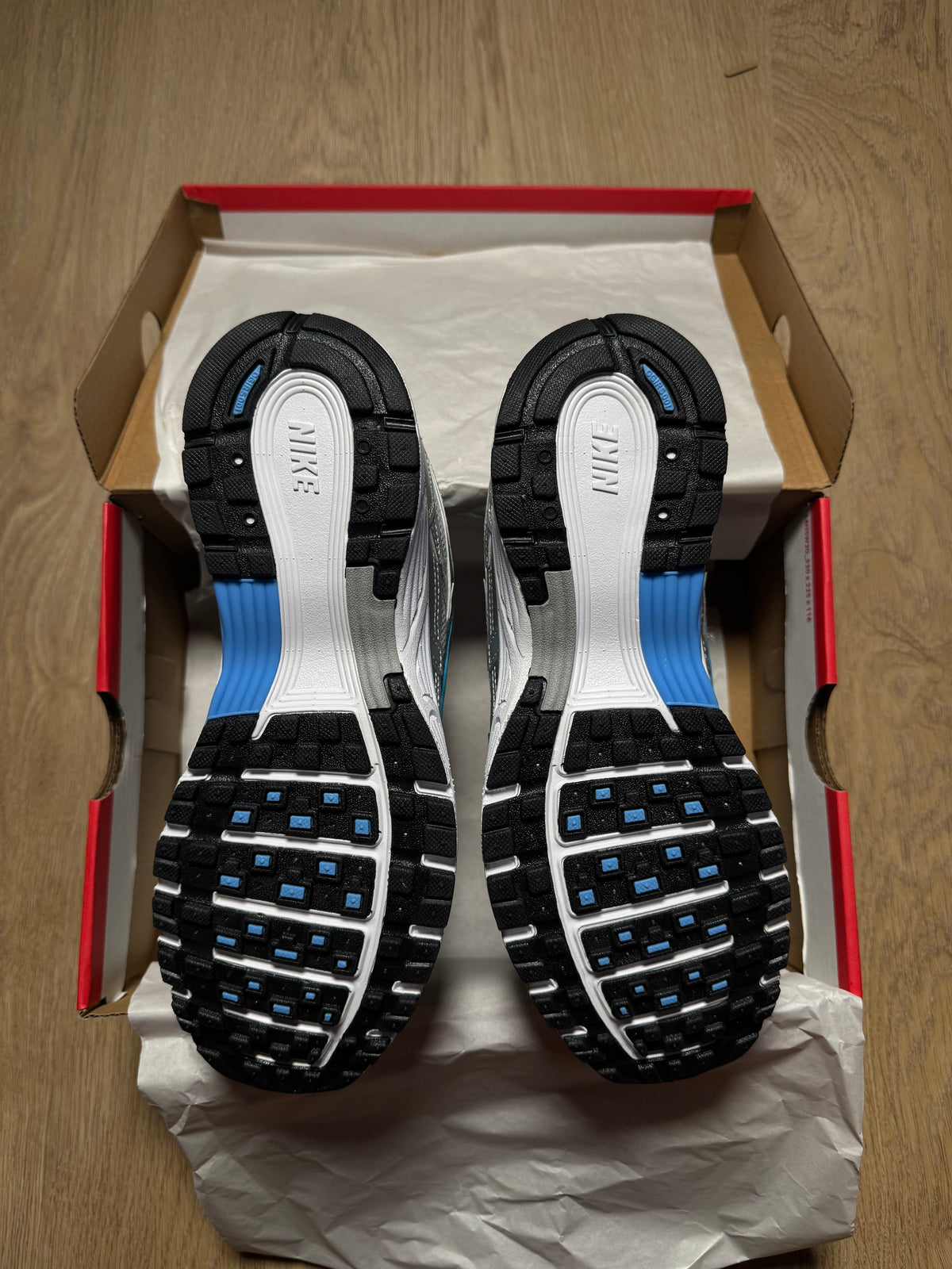 NIKE P-6000 UNIVERSITY BLUE