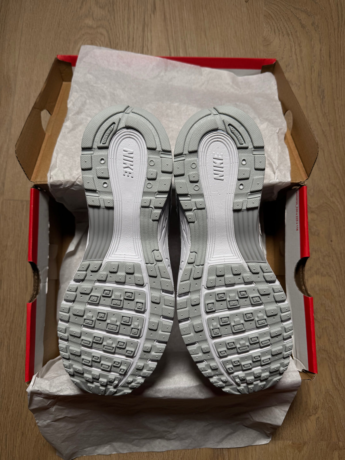 NIKE P-6000 SUMMIT WHITE