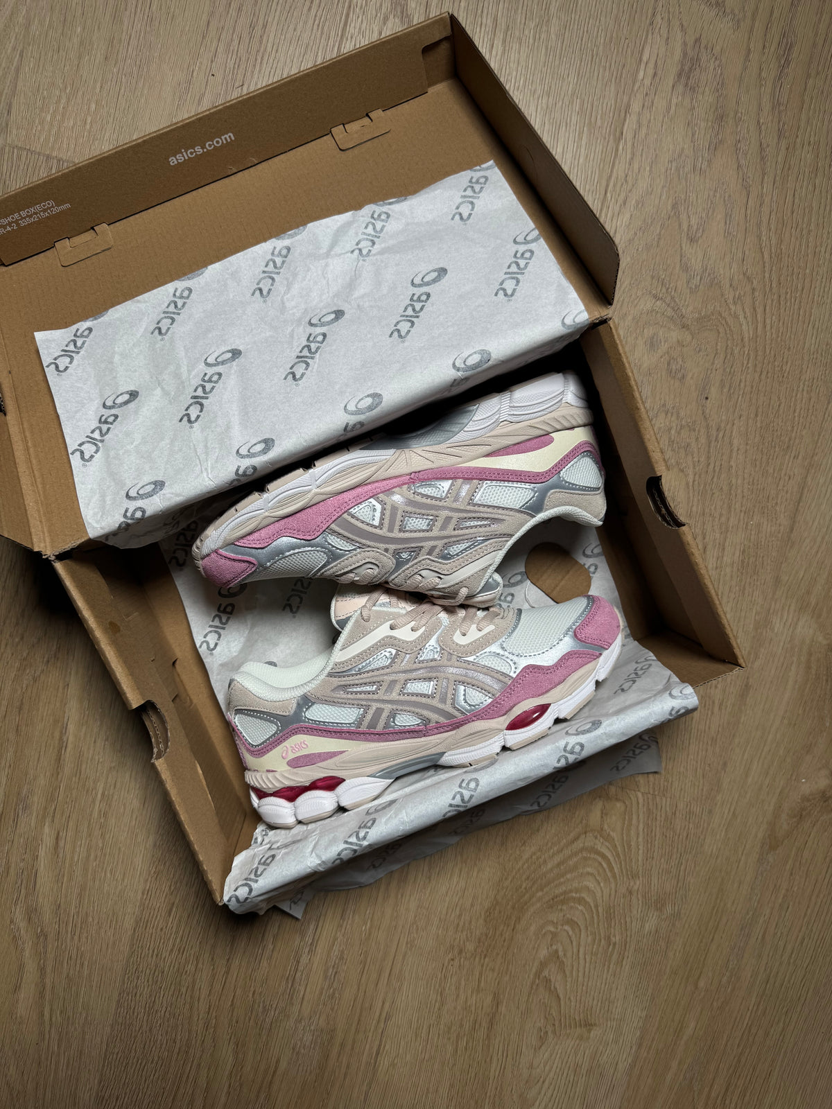ASICS GEL NYC- CREAM / MINERAL BEIGE
